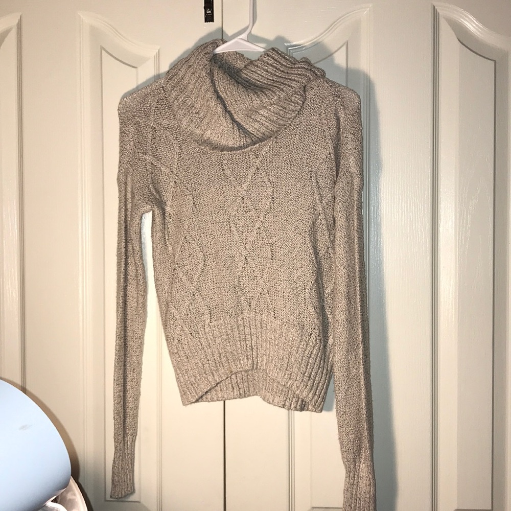 knitted turtle neck sweater